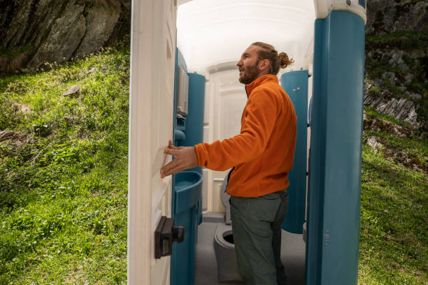Portable Toilet Options We Offer in Halls, TN